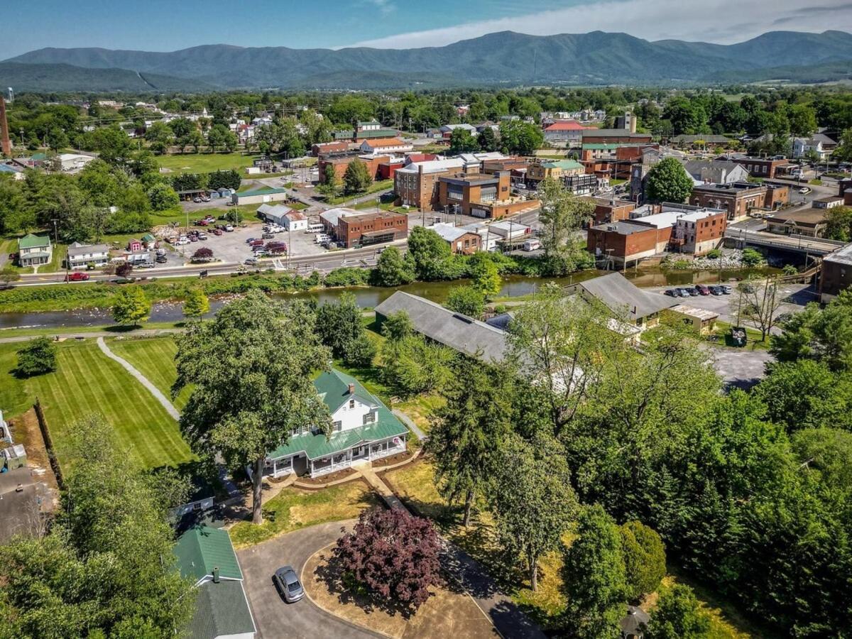 The Legacy Inn Luray Exteriér fotografie
